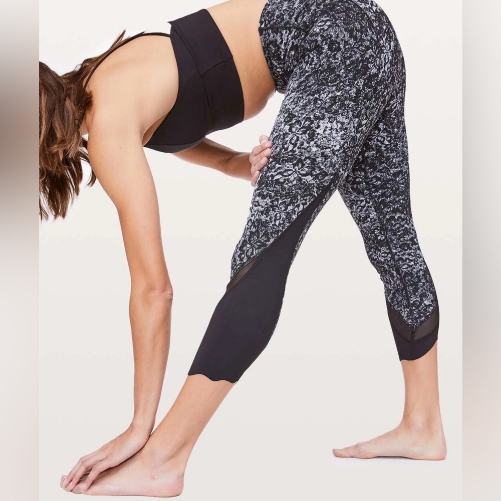 Lululemon Wonder Under Crop II Scallop – Size 6